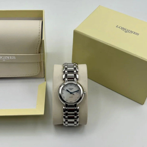 Longines PrimaLuna (Ref. L8.113.4) — photograph 3
