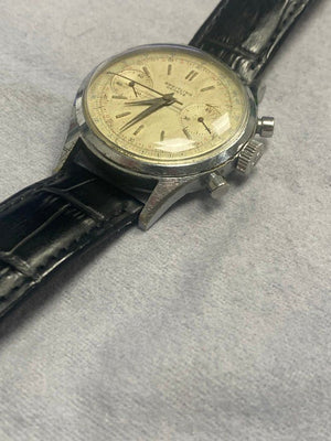 Breitling Vintage Chronograph (Ref. 1191) — photograph 5