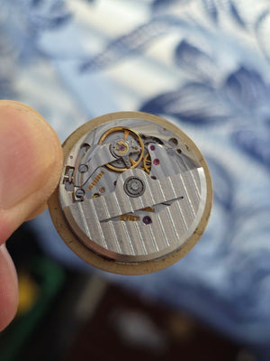 Longines Ultra Thin Automatic — photograph 6