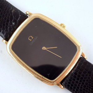 Omega De Ville Rare “Onyx” (Ref. 195.0076) — photograph 2